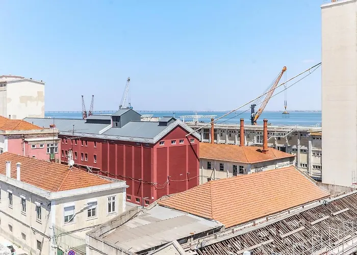 Vita Portucale ! Beato River View With Terrace